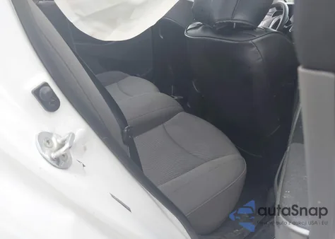 2016 Hyundai Elantra Se z USA, uszkodzony, nr VIN 5NPDH4AE9GH767368